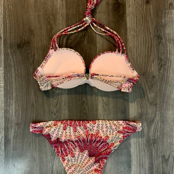 OFFERS? Victoria Secret Bombshell RARE! - Picture 3 of 4